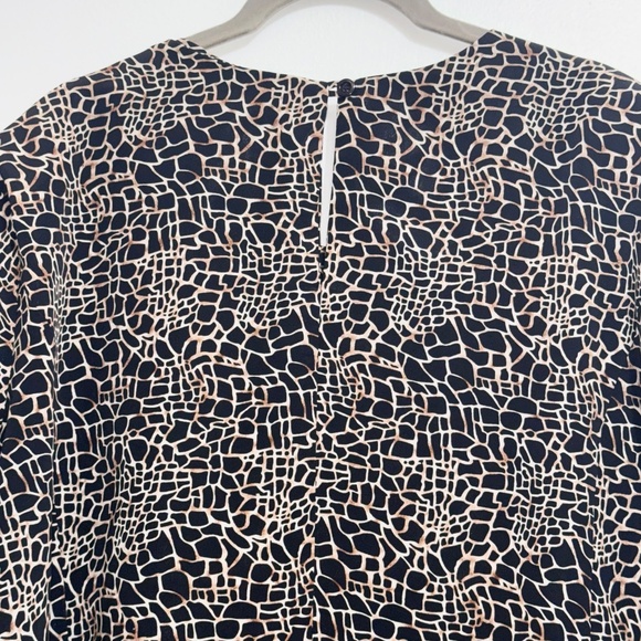 Reflections Animal Print Blouse Shoulder Pads Black Brown Size 24 - Picture 7 of 7